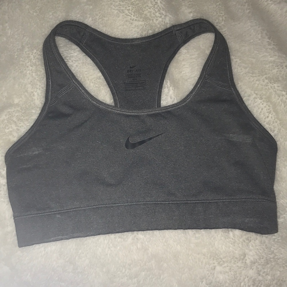 Worn Grey Nike Sports Bra🖤